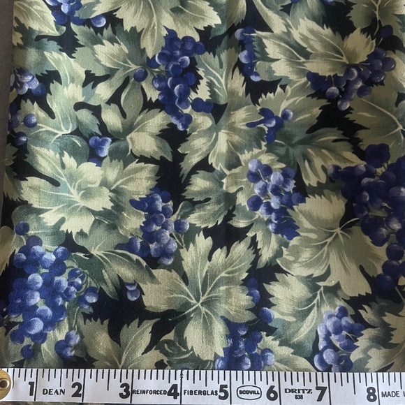 2 yards x 44" Fabric by Hoffman California, "Ambrosia" print, Vintage Quilting - Picture 1 of 6